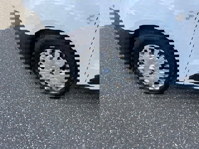 Used 2023 Ford Transit Connect XL image 25