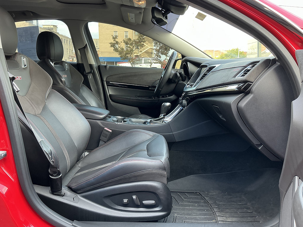 Used 2014 Chevrolet SS RWD image 32