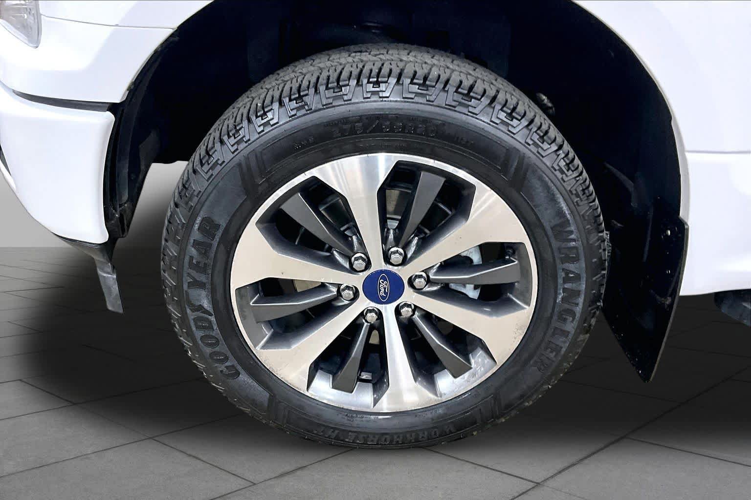 Used 2018 Ford F150 XL w/ Equipment Group 101A Mid AWD/4WD image 11