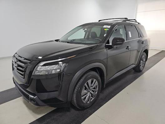 Used 2023 Nissan Pathfinder SV w/ Black Appearance Package video 2