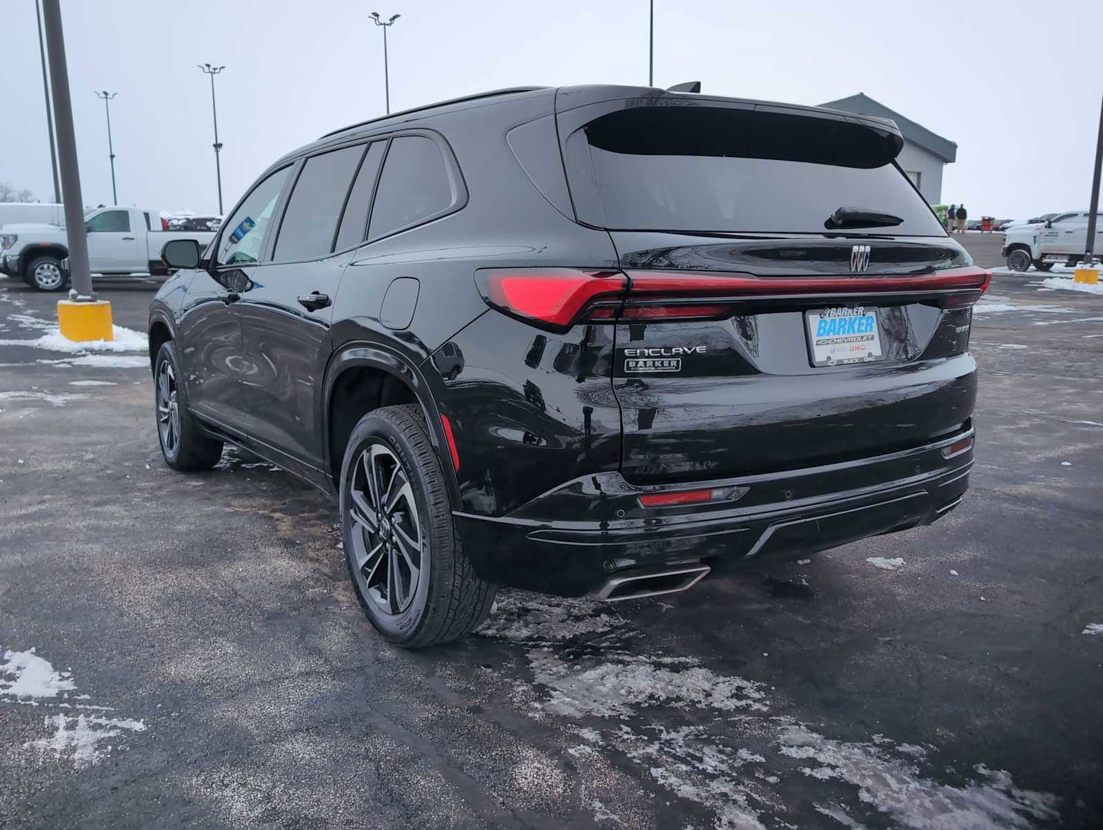 Used 2025 Buick Enclave Sport Touring image 11