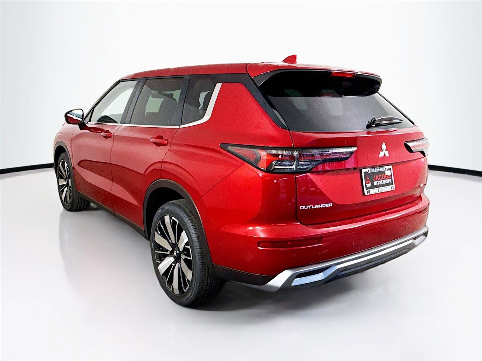 New 2026 Mitsubishi Outlander SE image 27