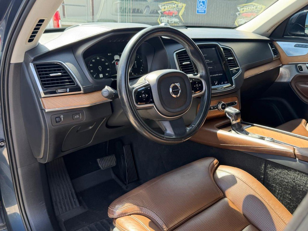 Used 2018 Volvo XC90 T6 Inscription w/ Convenience Package image 17