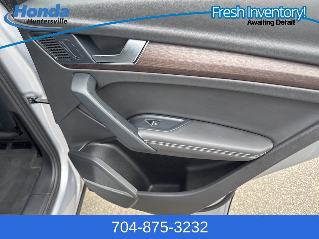 Used 2022 Audi Q5 2.0T Premium Plus w/ Premium Plus Package image 16