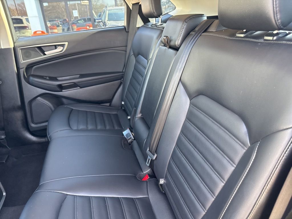 Used 2024 Ford Edge SEL image 26