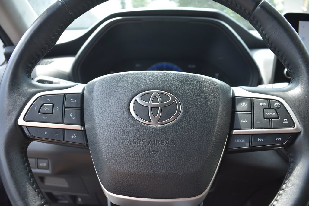 Used 2025 Toyota Grand Highlander FWD image 13