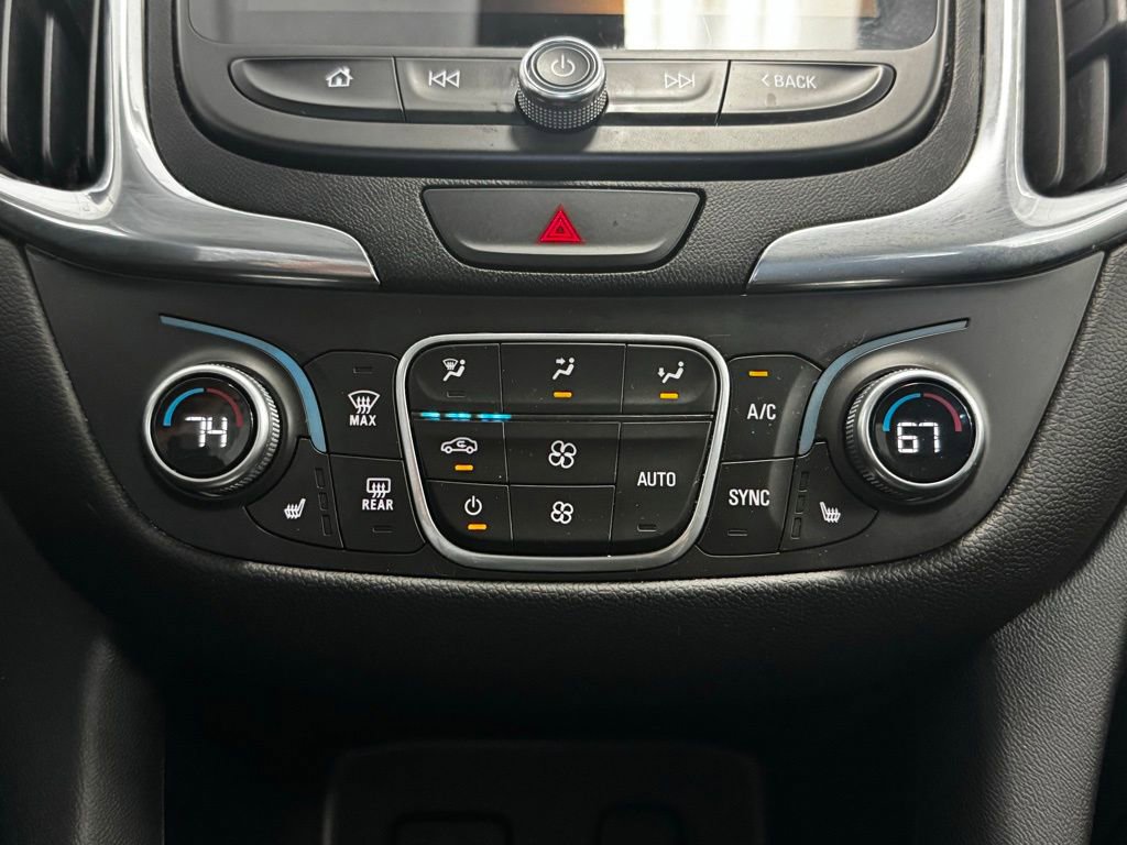 Used 2018 Chevrolet Equinox LT w/ Sun & Infotainment Package image 23