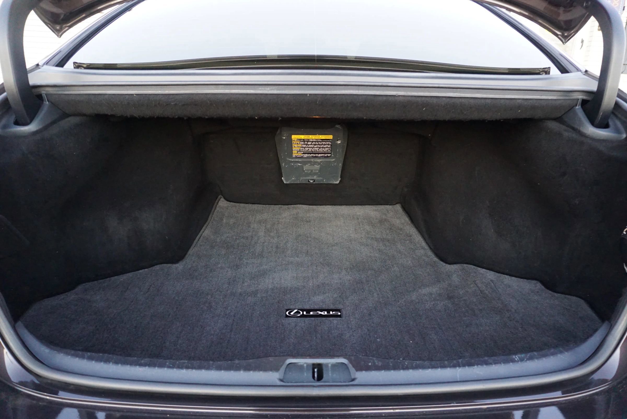 Used 2015 Lexus LS 460 image 23