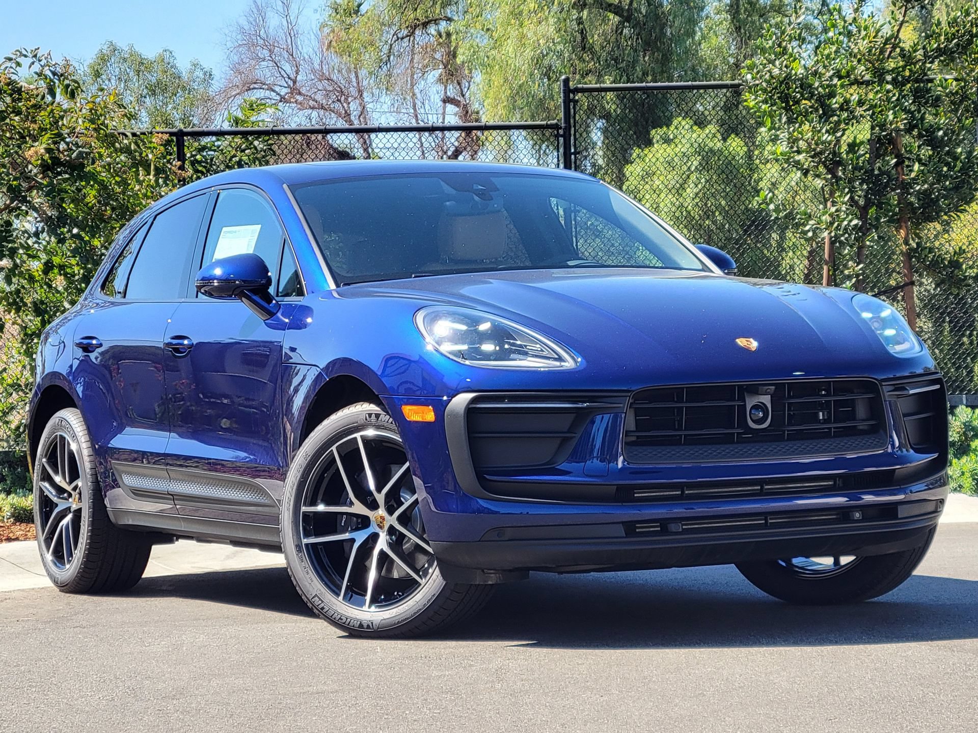 Used 2026 Porsche Macan Turbo AWD/4WD image 9