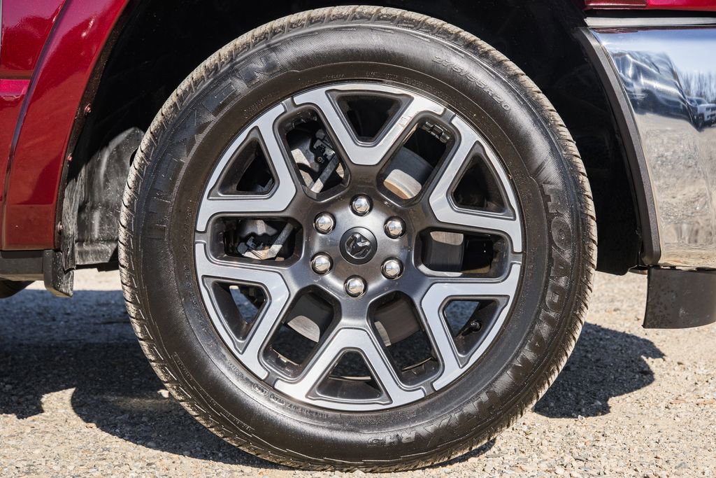 Used 2025 RAM 1500 Laramie image 18