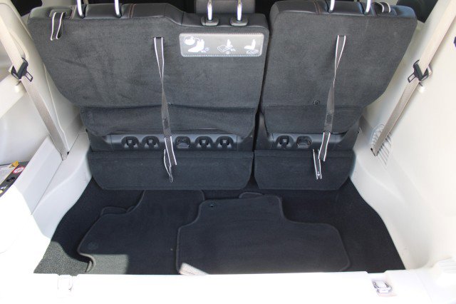 Used 2019 Chrysler Pacifica Touring-L FWD image 10