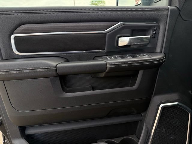 Used 2026 RAM 2500 Laramie AWD/4WD image 14