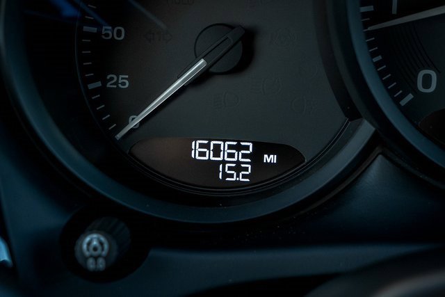 Used 2022 Porsche Macan w/ Premium Package Plus image 15