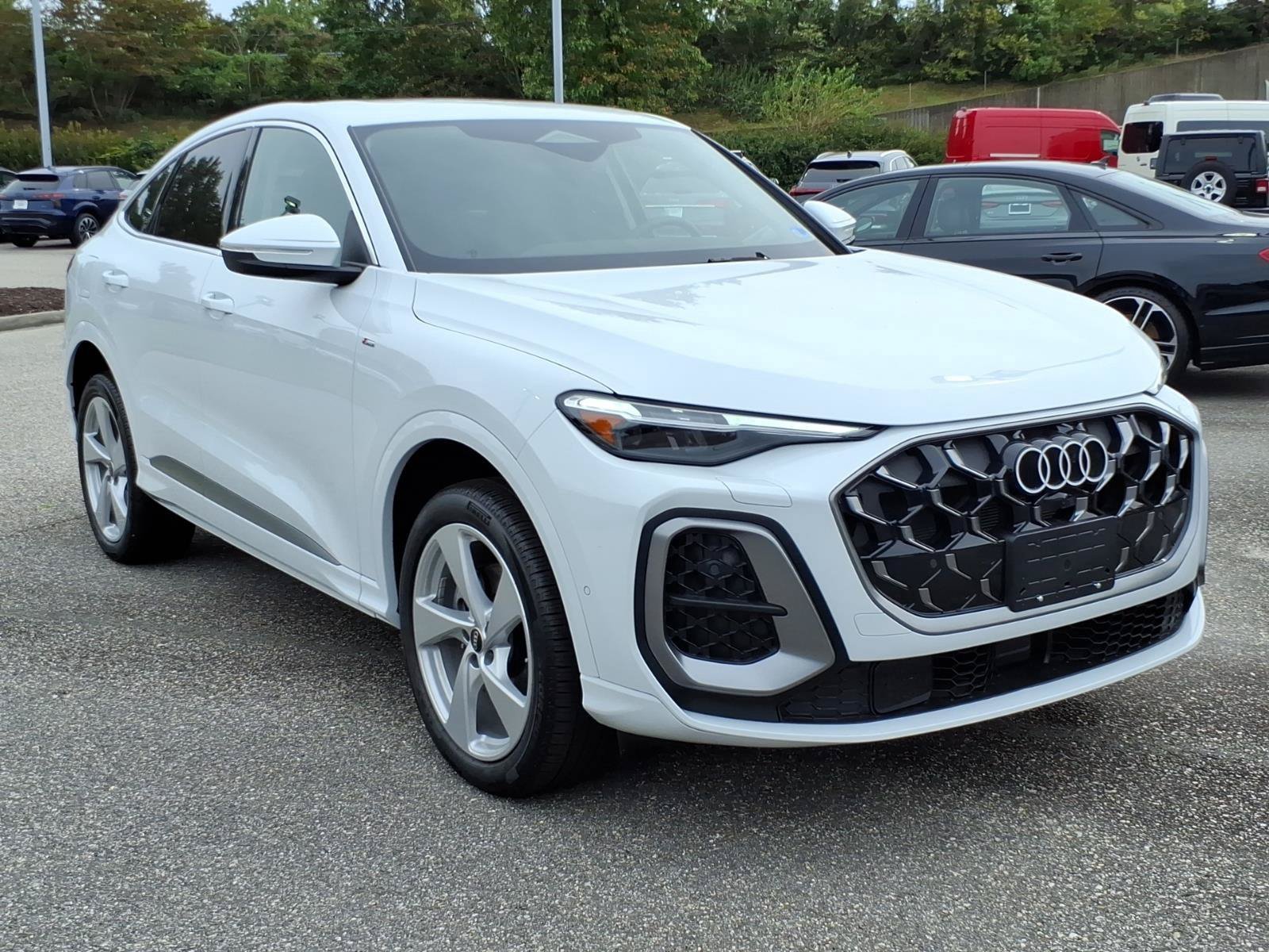Used 2025 Audi Q5 Premium Plus AWD/4WD image 5