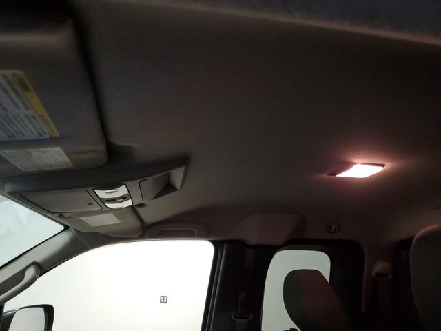 Used 2016 Nissan Frontier SV AWD/4WD image 23