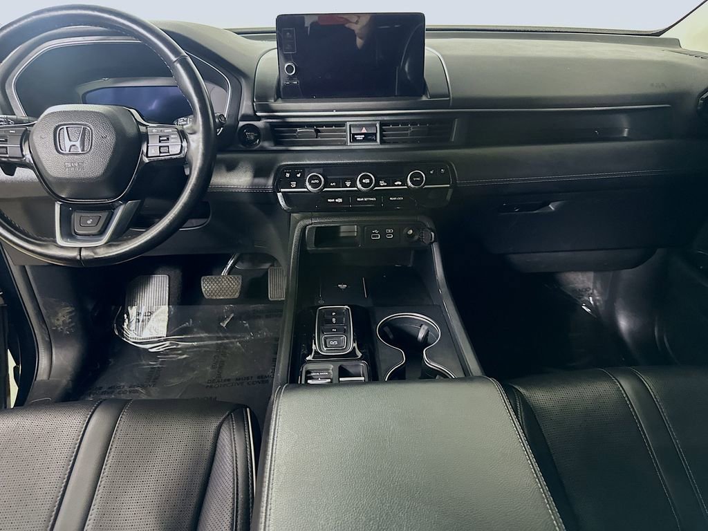 Used 2023 Honda Pilot Elite image 19