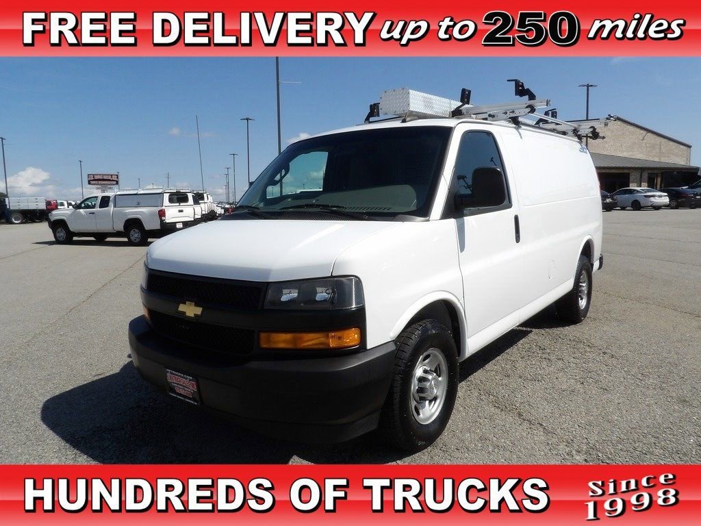 Used 2021 Chevrolet Express 3500 w/ Driver Convenience Package image 1