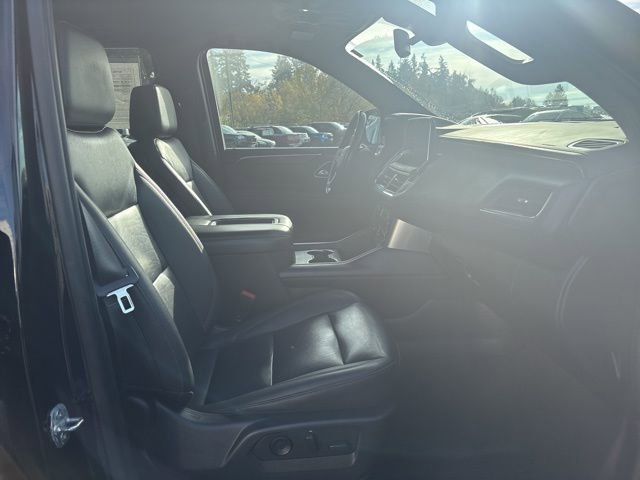 Used 2022 Chevrolet Tahoe Z71 w/ Luxury Package image 11