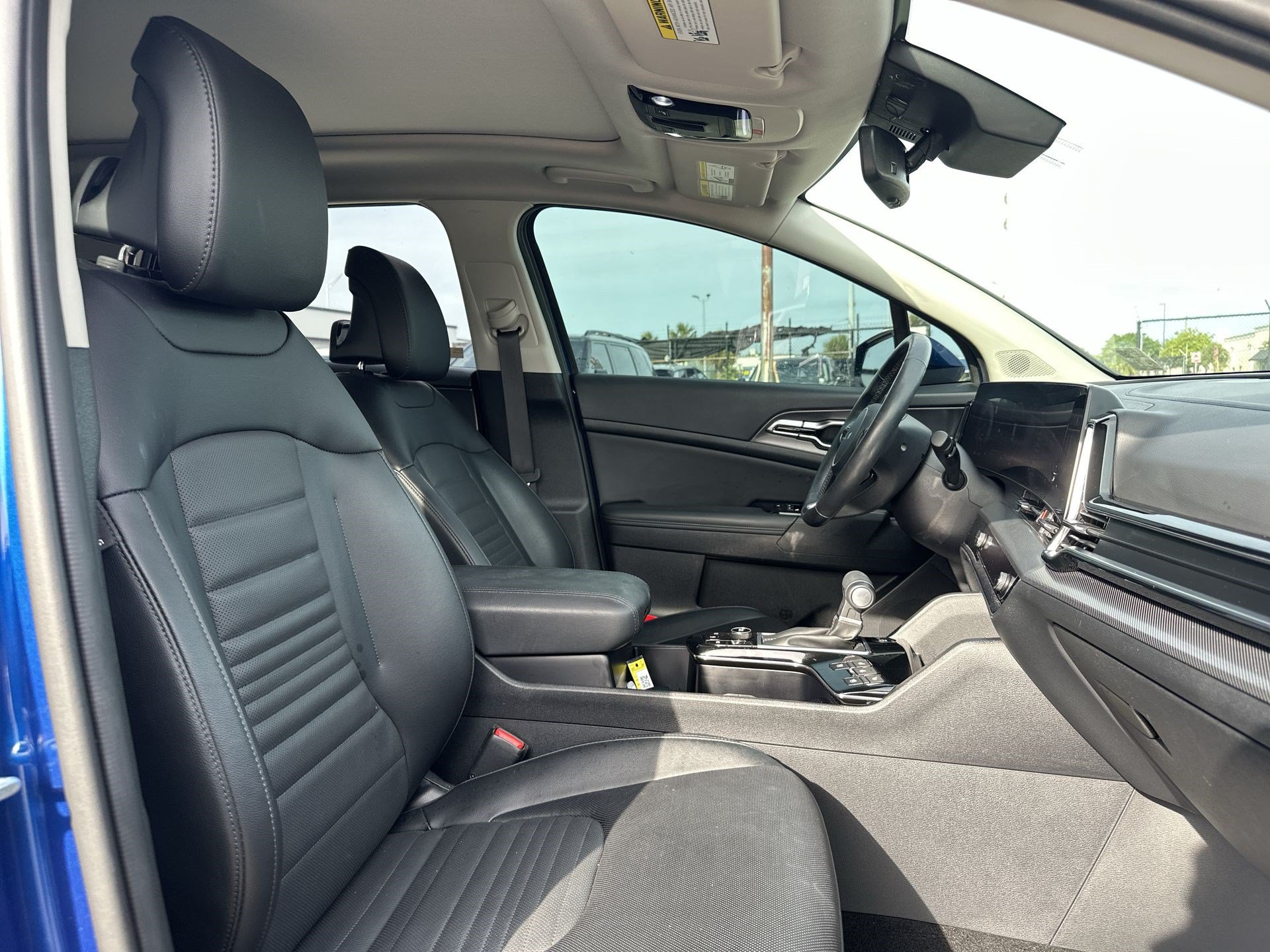 Certified 2025 Kia Sportage SX FWD image 22