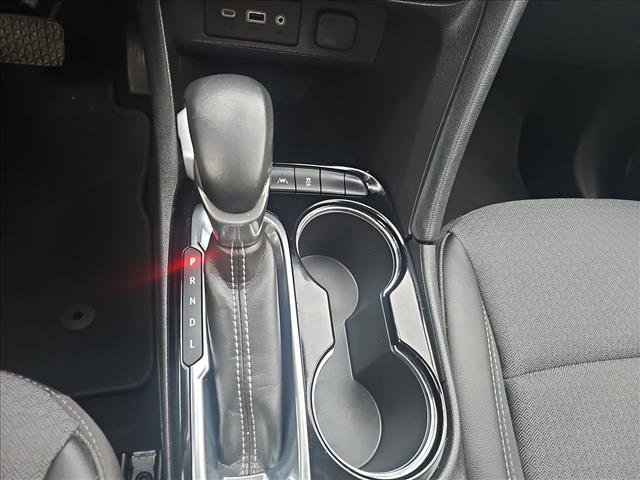 Used 2023 Buick Encore GX Select w/ Safety Package II image 21