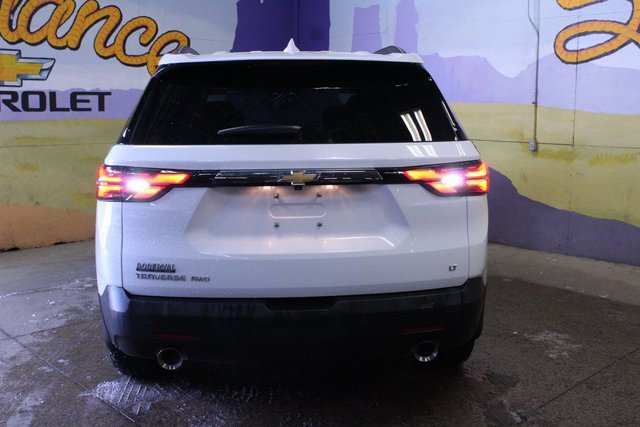 Used 2023 Chevrolet Traverse LT image 7