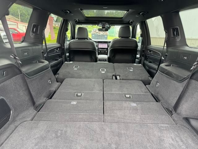 Used 2022 Jeep Grand Cherokee L Overland RWD image 16