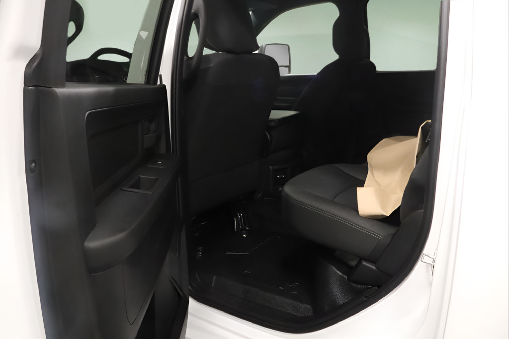 New 2026 RAM 3500 Tradesman w/ Chrome Appearance Group A AWD/4WD image 8