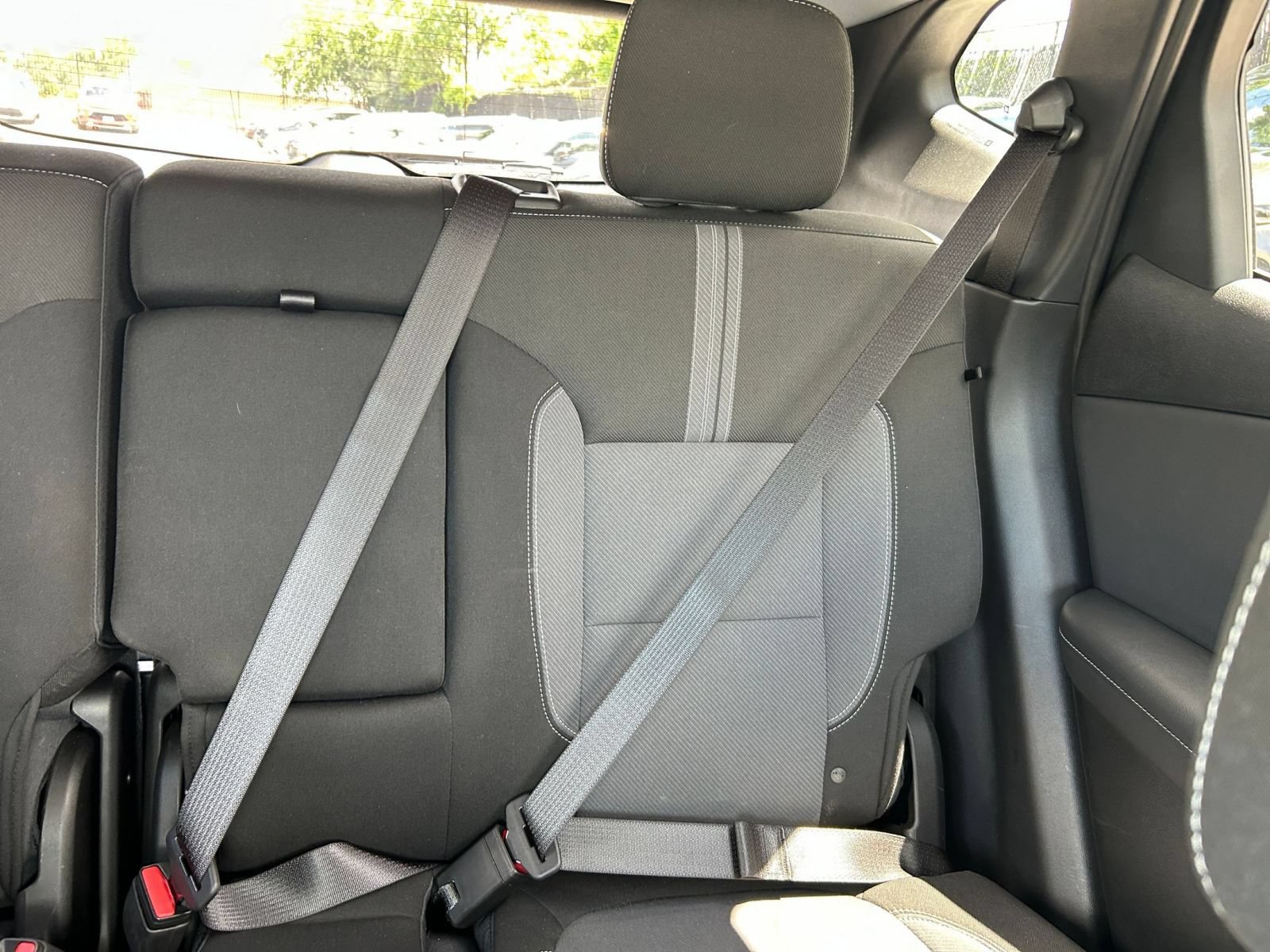 Used 2025 Chevrolet Blazer LT FWD image 32