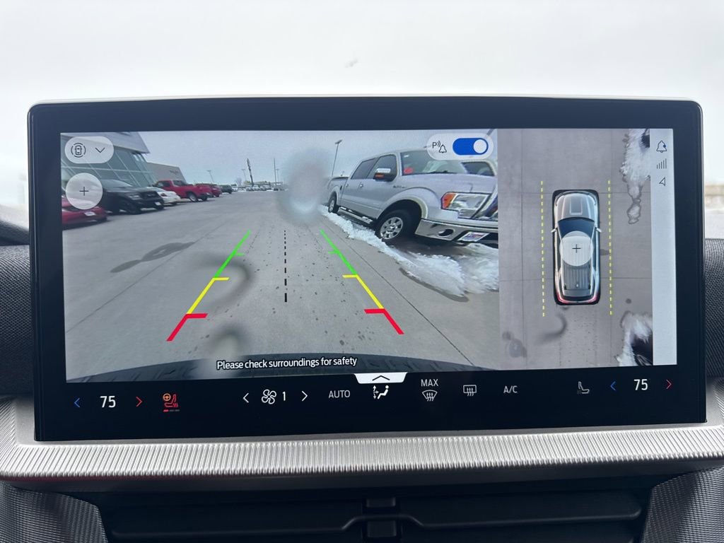 Used 2025 Ford Explorer ST-Line w/ ST-Line Street Pack image 7