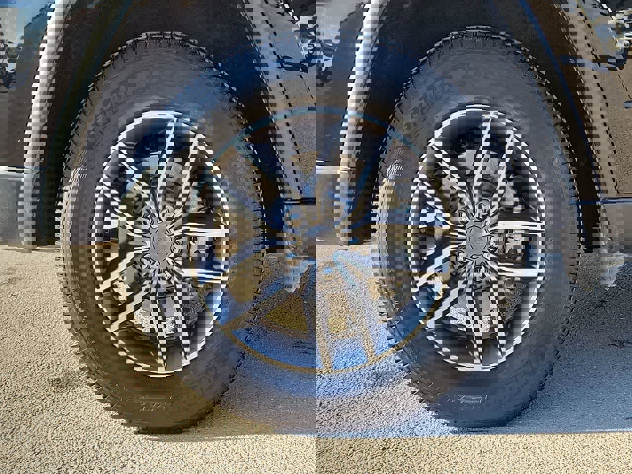 Used 2022 Jeep Grand Cherokee Limited w/ Tech Group image 12