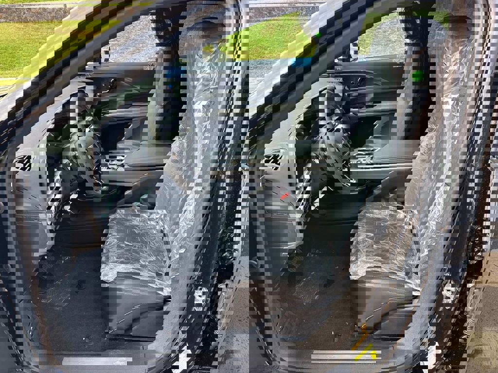 New 2025 Cadillac Lyriq Sport image 8