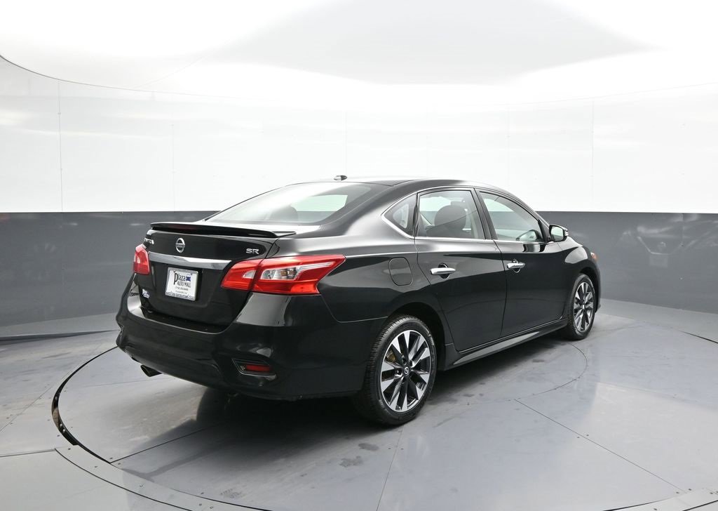 Used 2016 Nissan Sentra SR image 6
