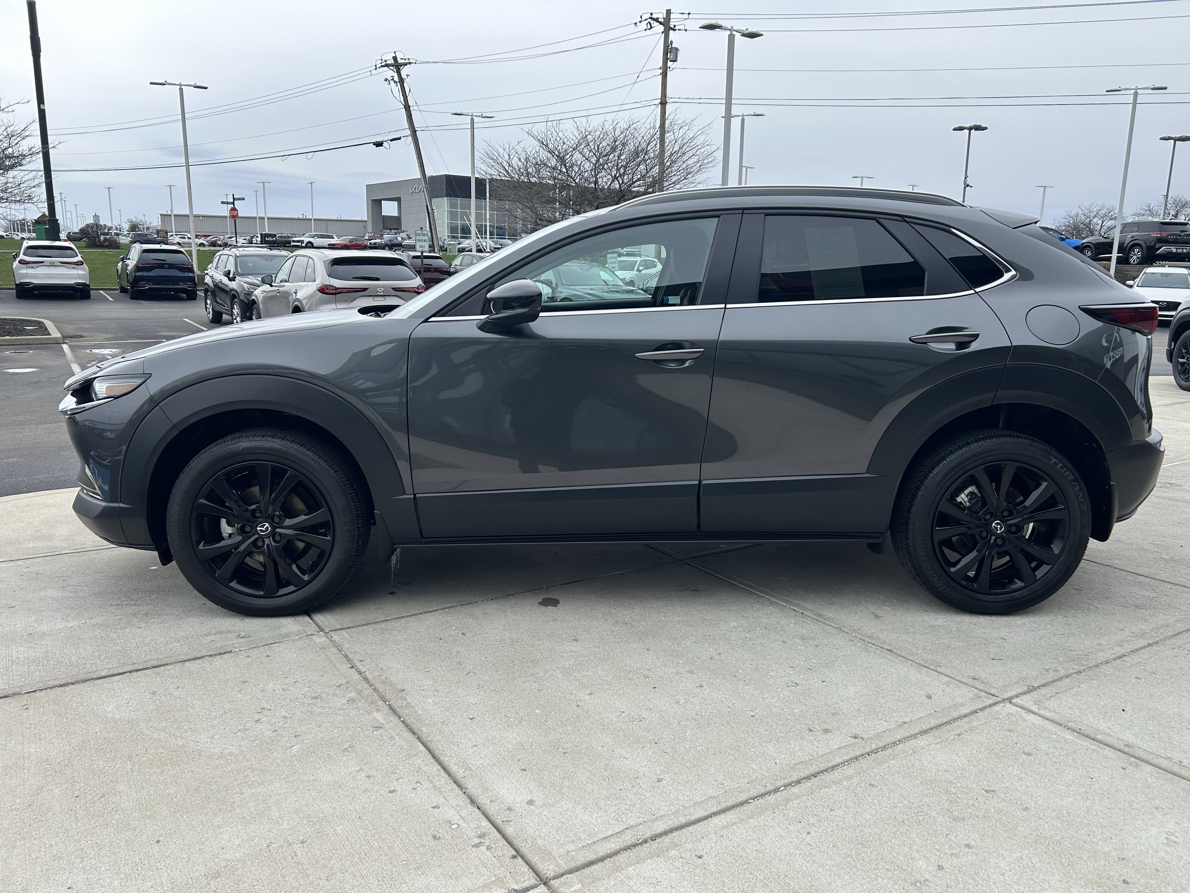 Certified 2025 MAZDA CX-30 AWD 2.5 S w/ Select Sport Pkg image 4