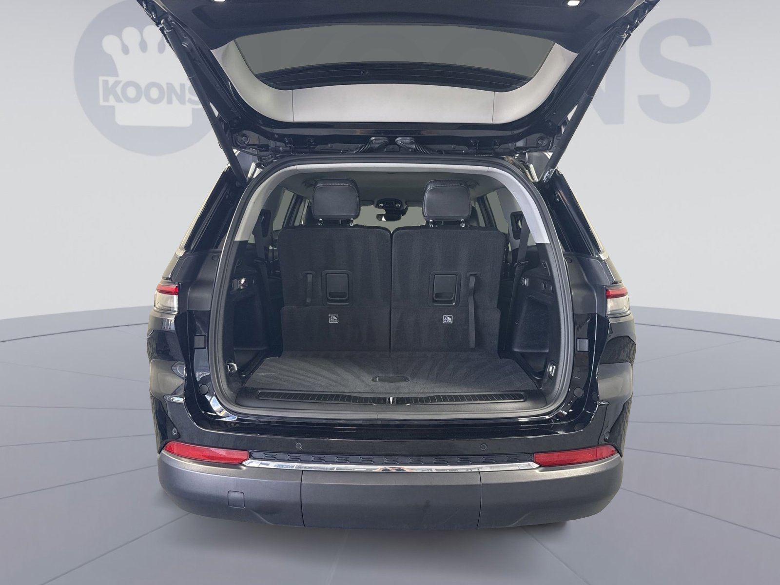 Used 2023 Jeep Grand Cherokee L Limited AWD/4WD image 26