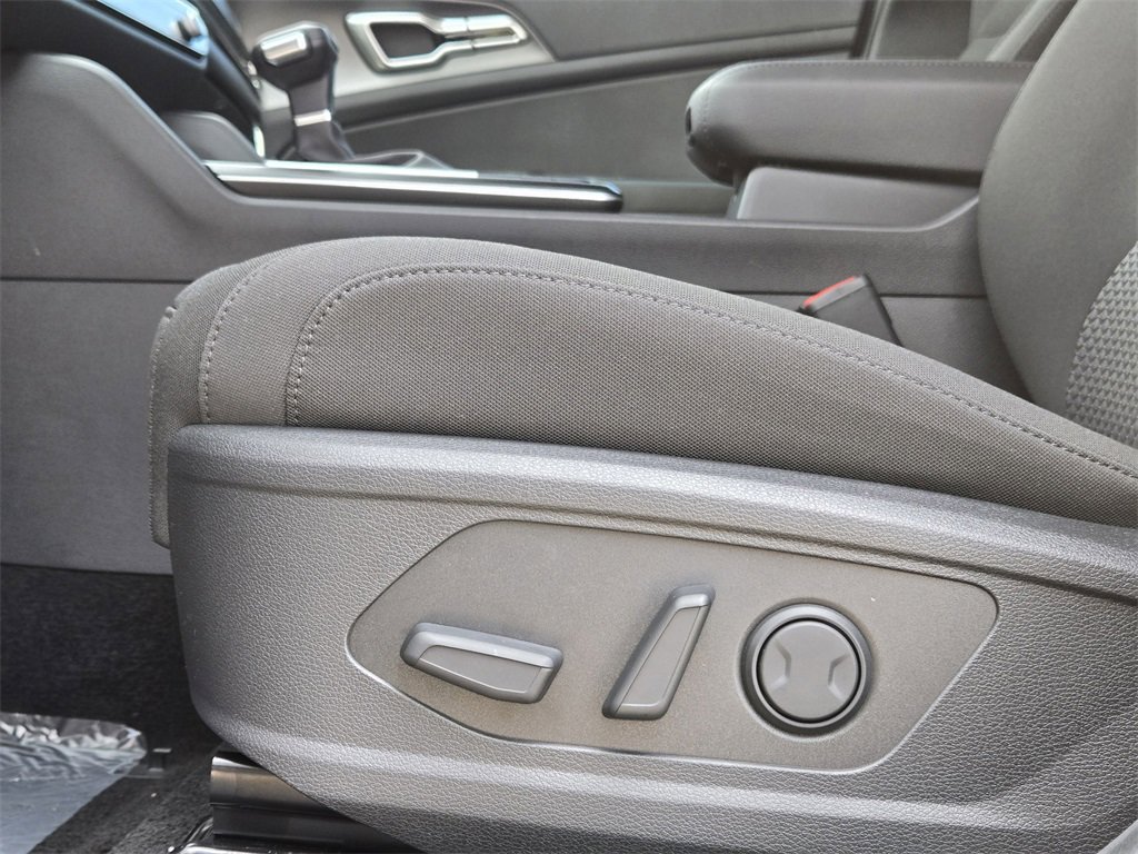 New 2026 Kia Sportage LX w/ LX Convenience Package image 16