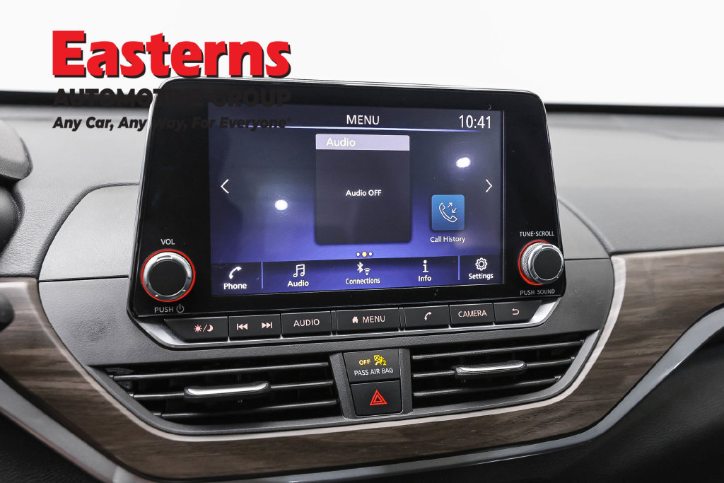 Used 2024 Nissan Altima 2.5 SV FWD image 21