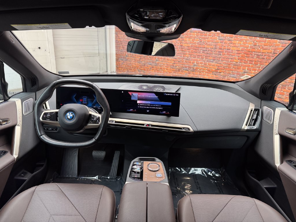 Certified 2023 BMW iX M60 w/ Executive Package AWD/4WD image 15