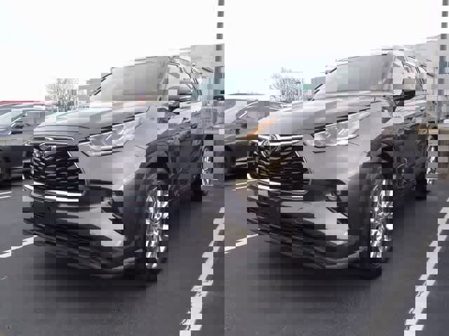 Certified 2020 Toyota Highlander Limited image 1