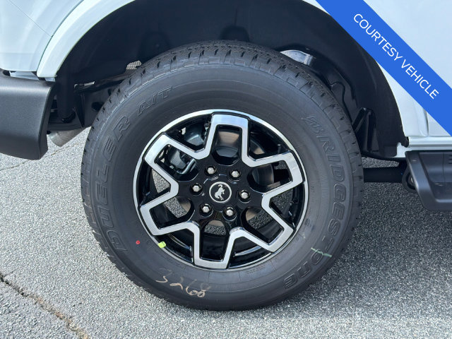 New 2026 Ford Bronco Outer Banks AWD/4WD image 17