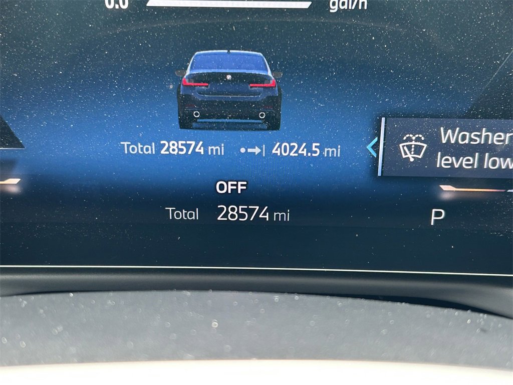 Used 2025 BMW 330i Sedan image 38