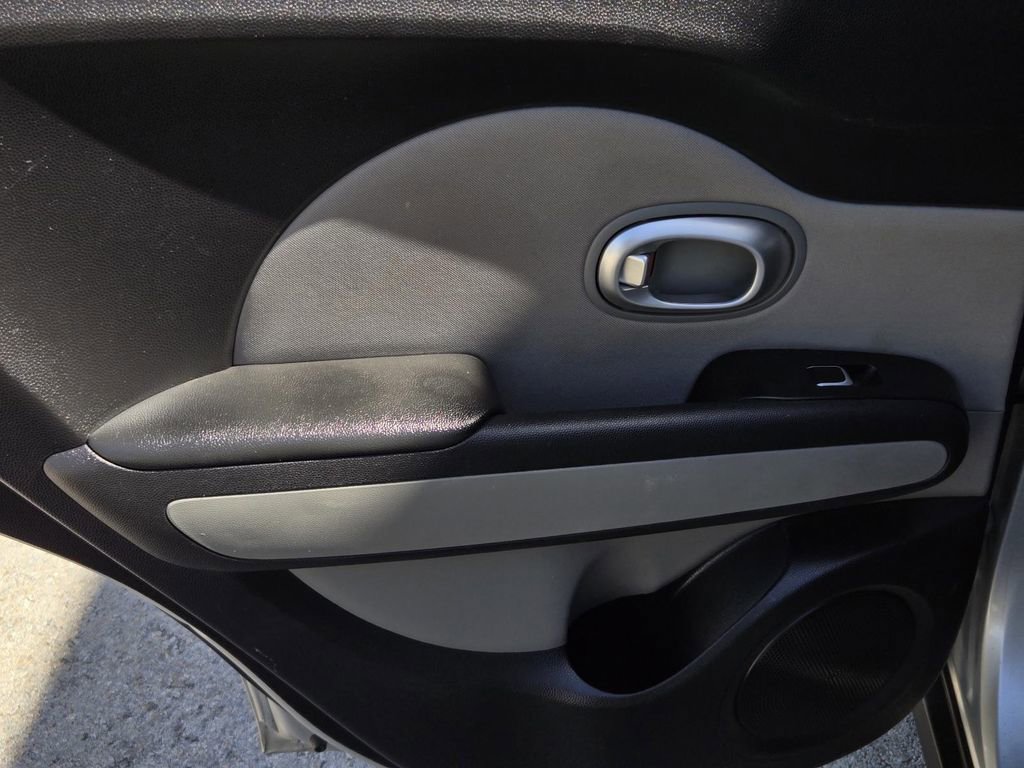 Used 2019 Kia Soul image 10