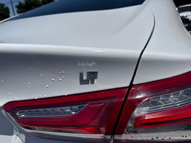 Used 2024 Chevrolet Malibu LT FWD image 10
