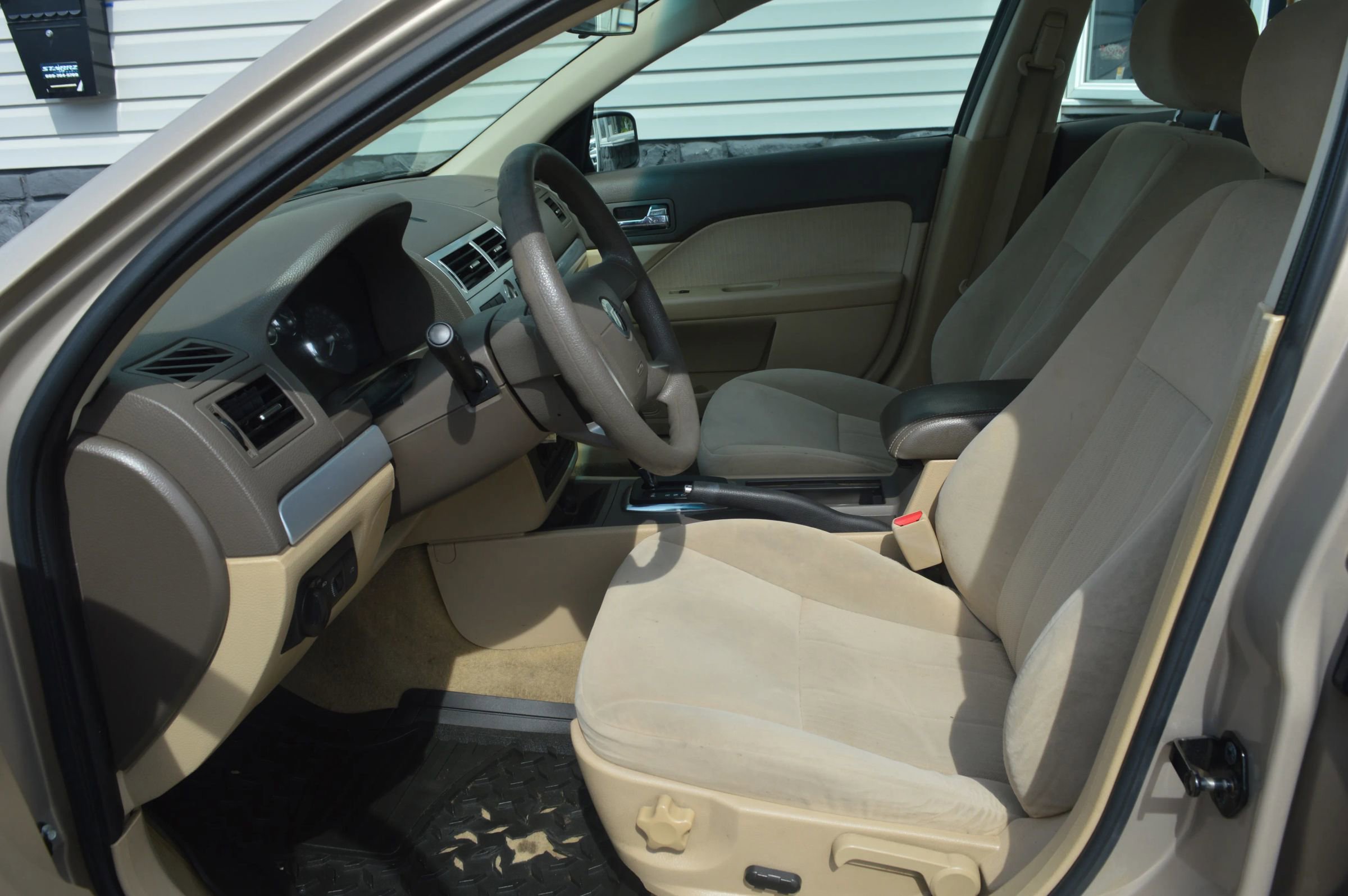 Used 2006 Mercury Milan image 10