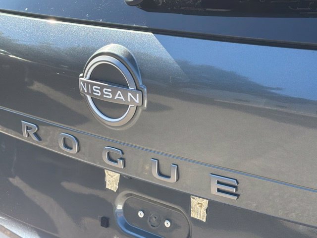 Used 2026 Nissan Rogue SV FWD image 13