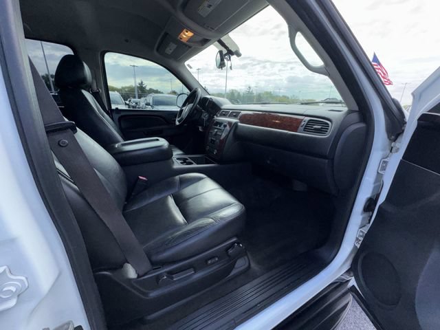 Used 2011 Chevrolet Tahoe LT RWD image 26