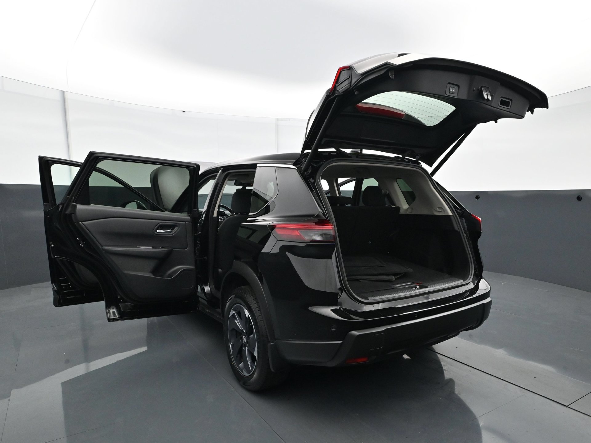 Used 2026 Nissan Rogue SV AWD/4WD image 34