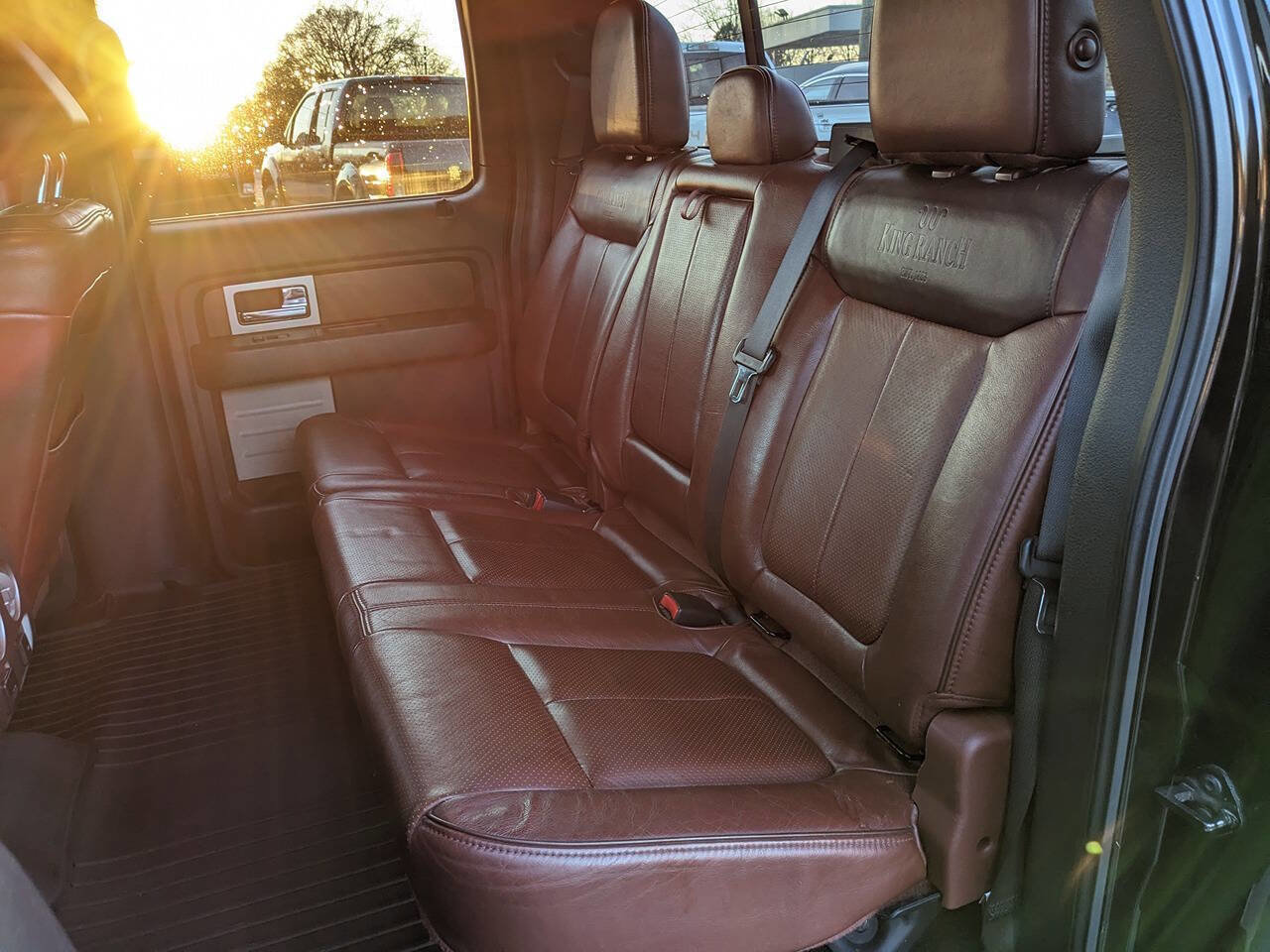 Used 2013 Ford F150 King Ranch w/ King Ranch Luxury Pkg image 26