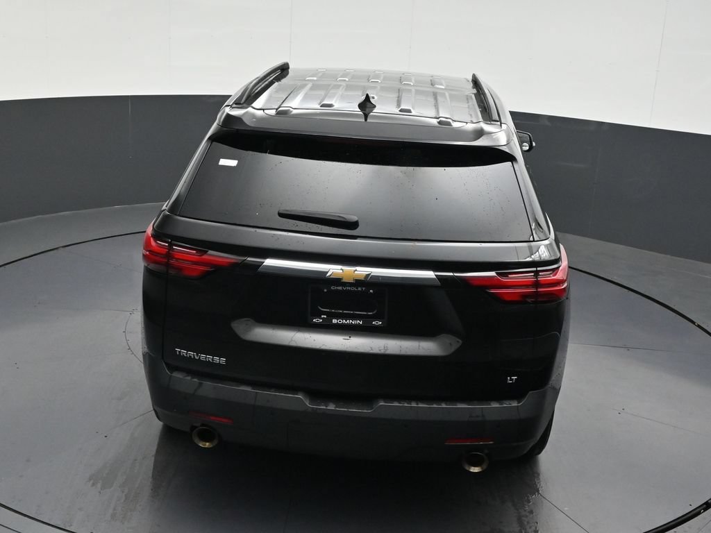 Used 2023 Chevrolet Traverse LT FWD image 19