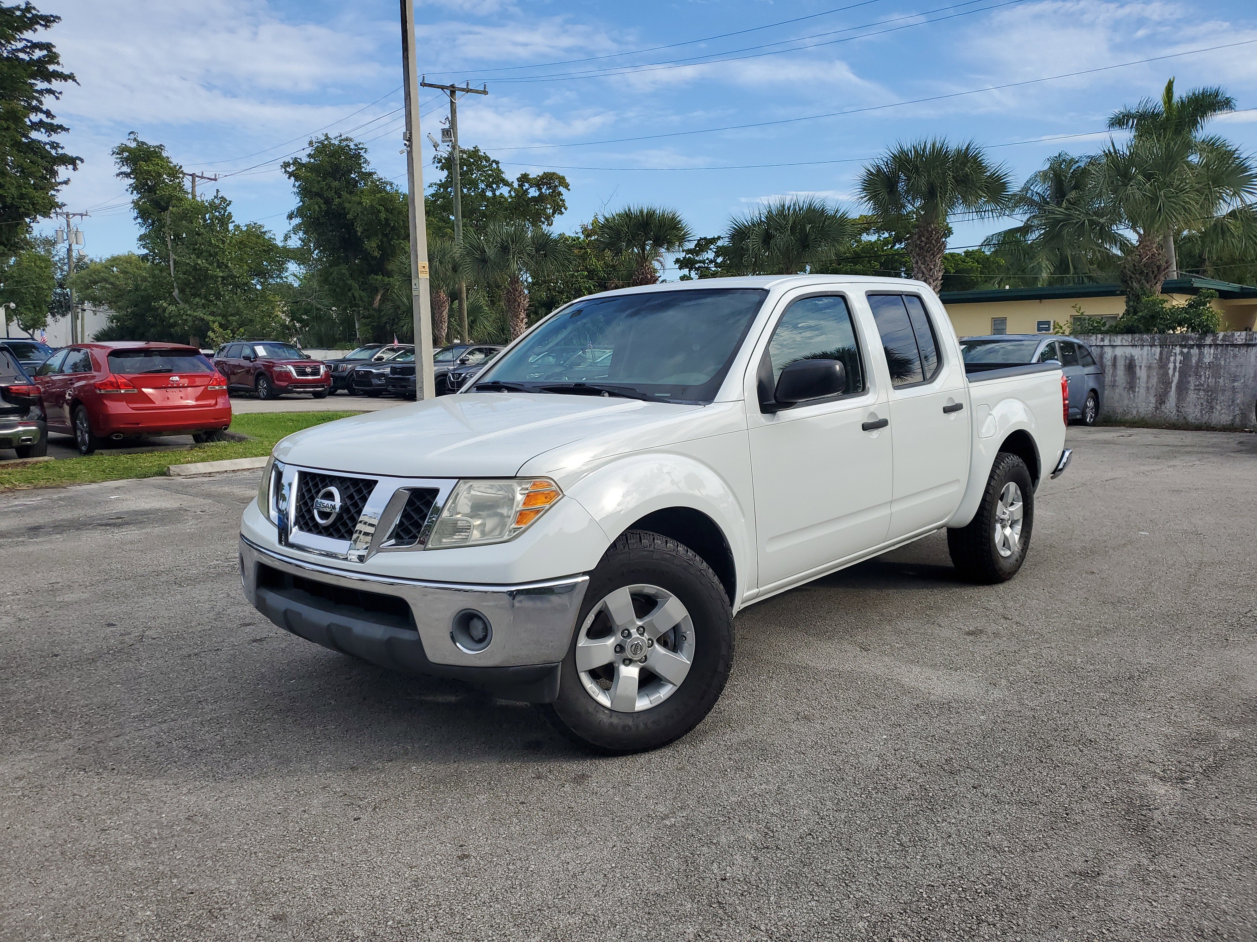 Used 2011 Nissan Frontier SV image 30