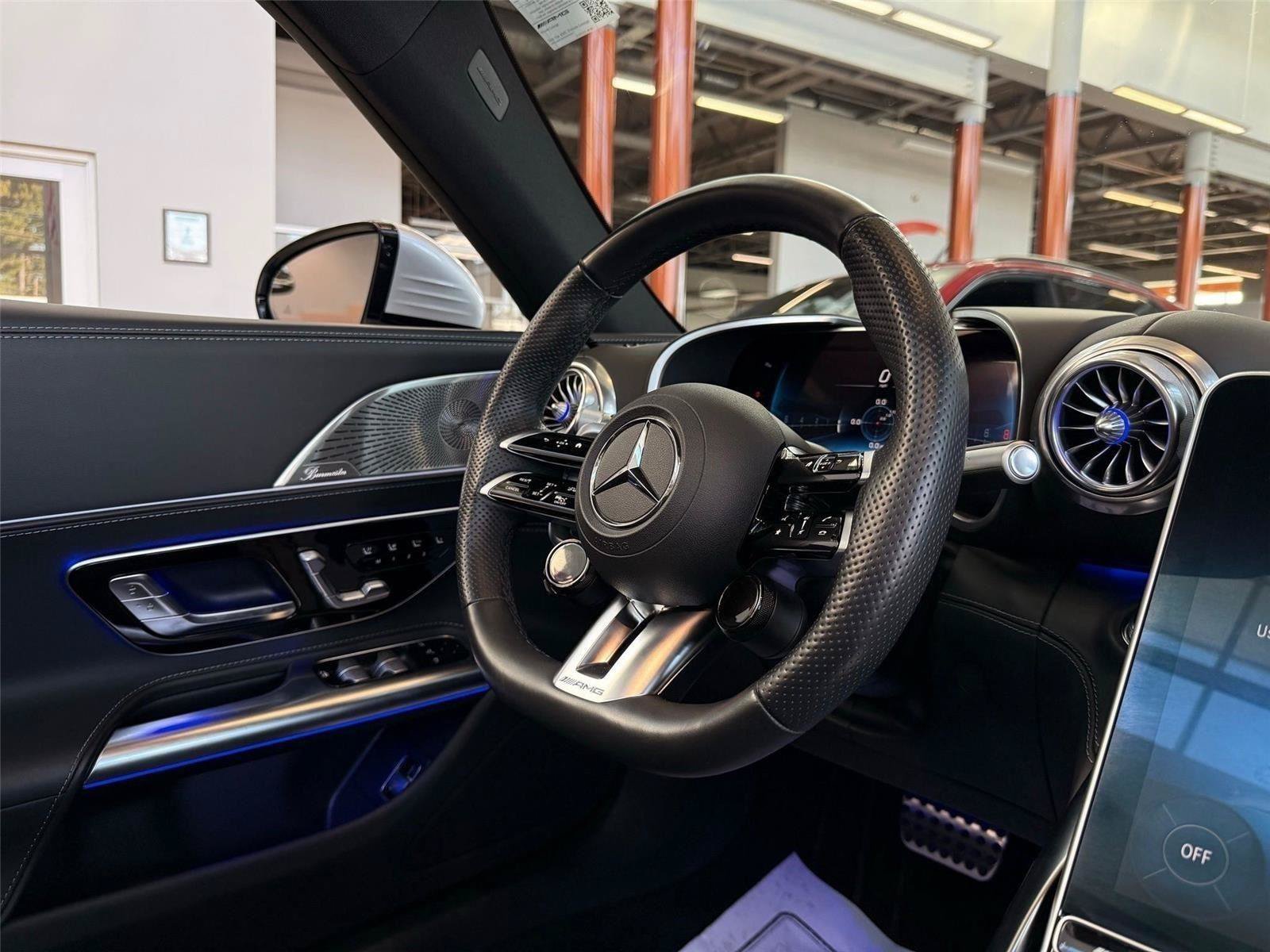 Used 2023 Mercedes-Benz SL 43 AMG w/ Driver Assistance Package image 34